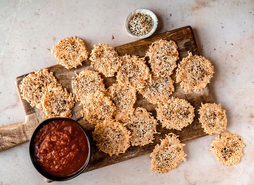 Everything Bagel Parmesan Cheese Crisps