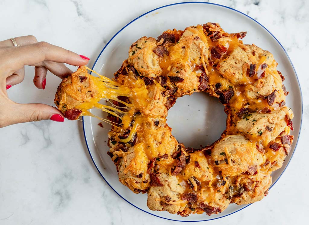 Cheddar-Bacon Pull Apart Bread